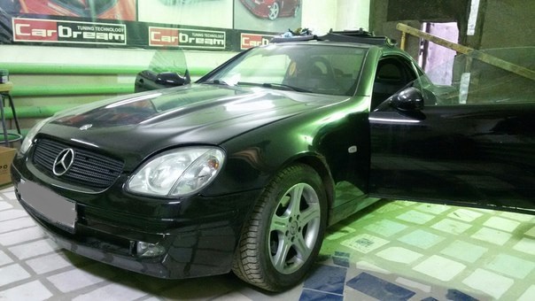 Mercedes-Benz CLK 230 Kompressor Перетяжка потолка кожей