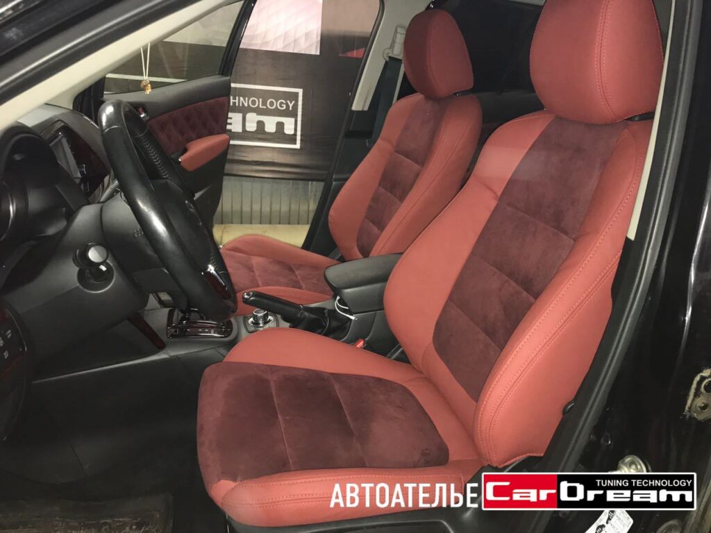 Mazda CX-5 Перетяжка салона автомобиля кожей и алькантарой