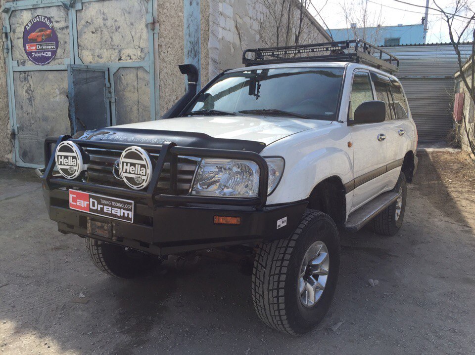 Перетяжка салона TOYOTA LAND CRUISER 105 (Проект HUNTING)