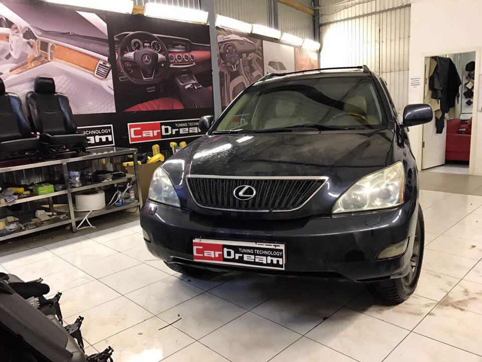 Перетяжка салона LEXUS RX 330