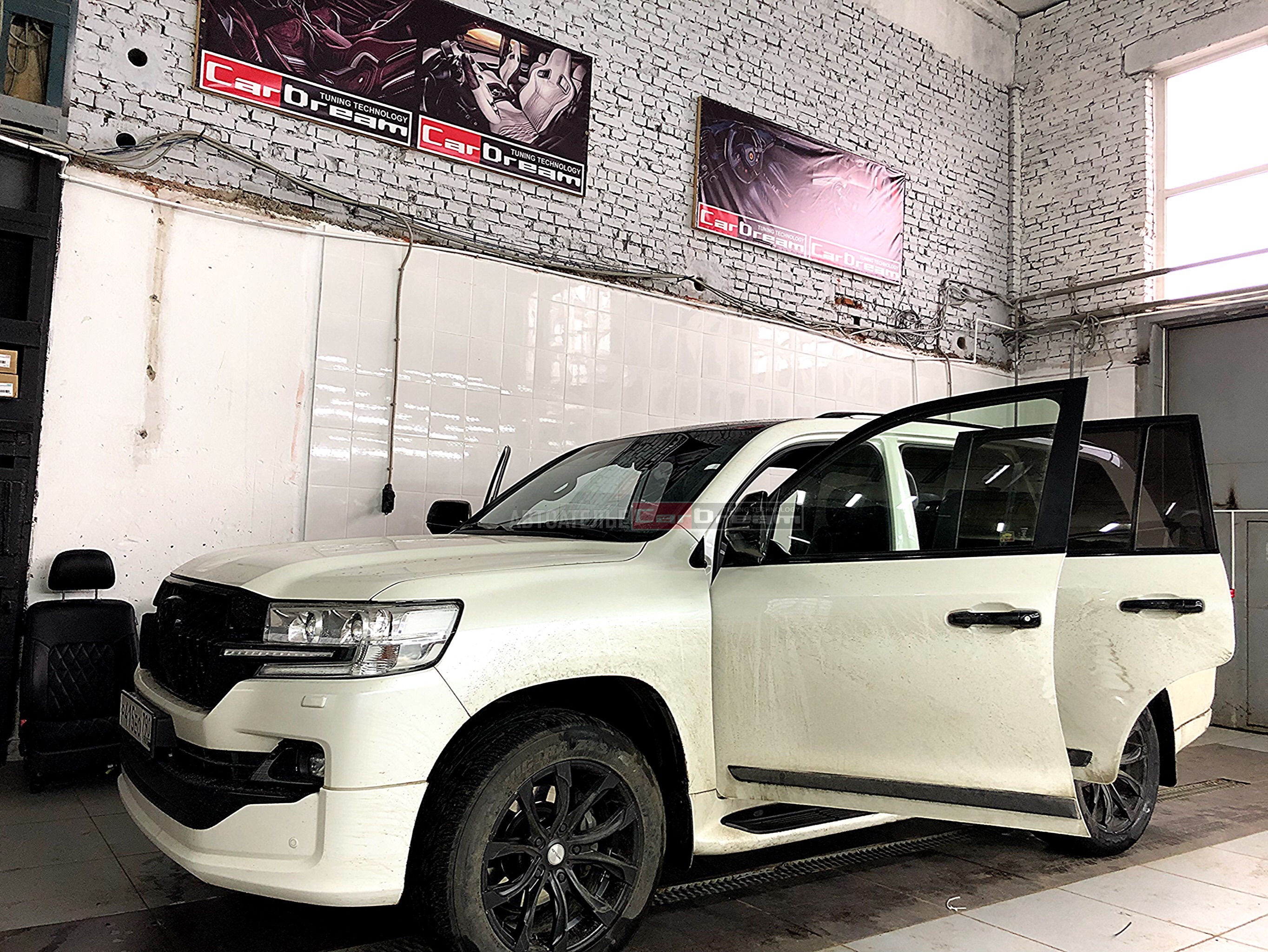 Кожаный салон под EXCALIBUR / Toyota Land Cruiser 200 /2018г.в