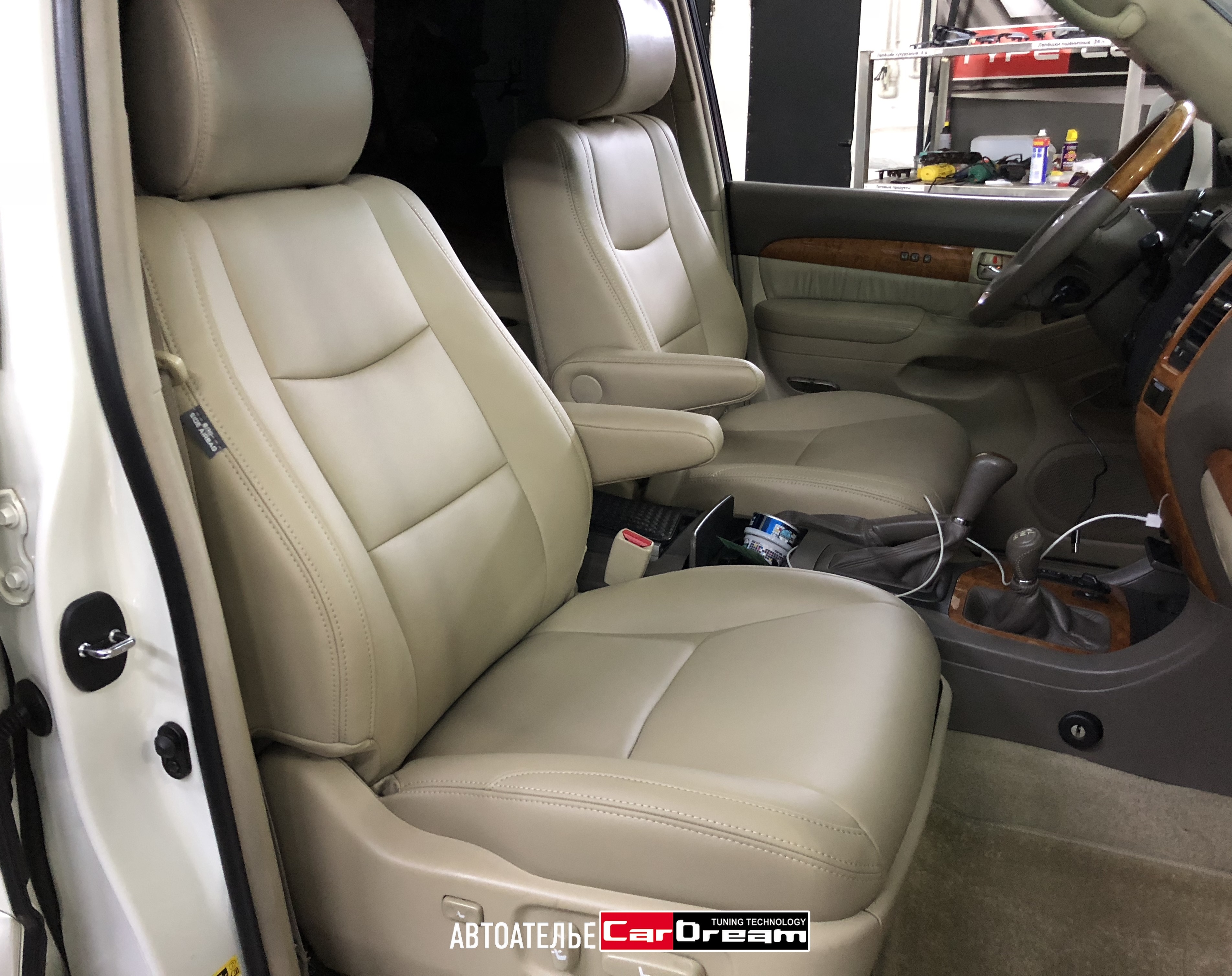 Перетяжка перешив салона LEXUS GX470