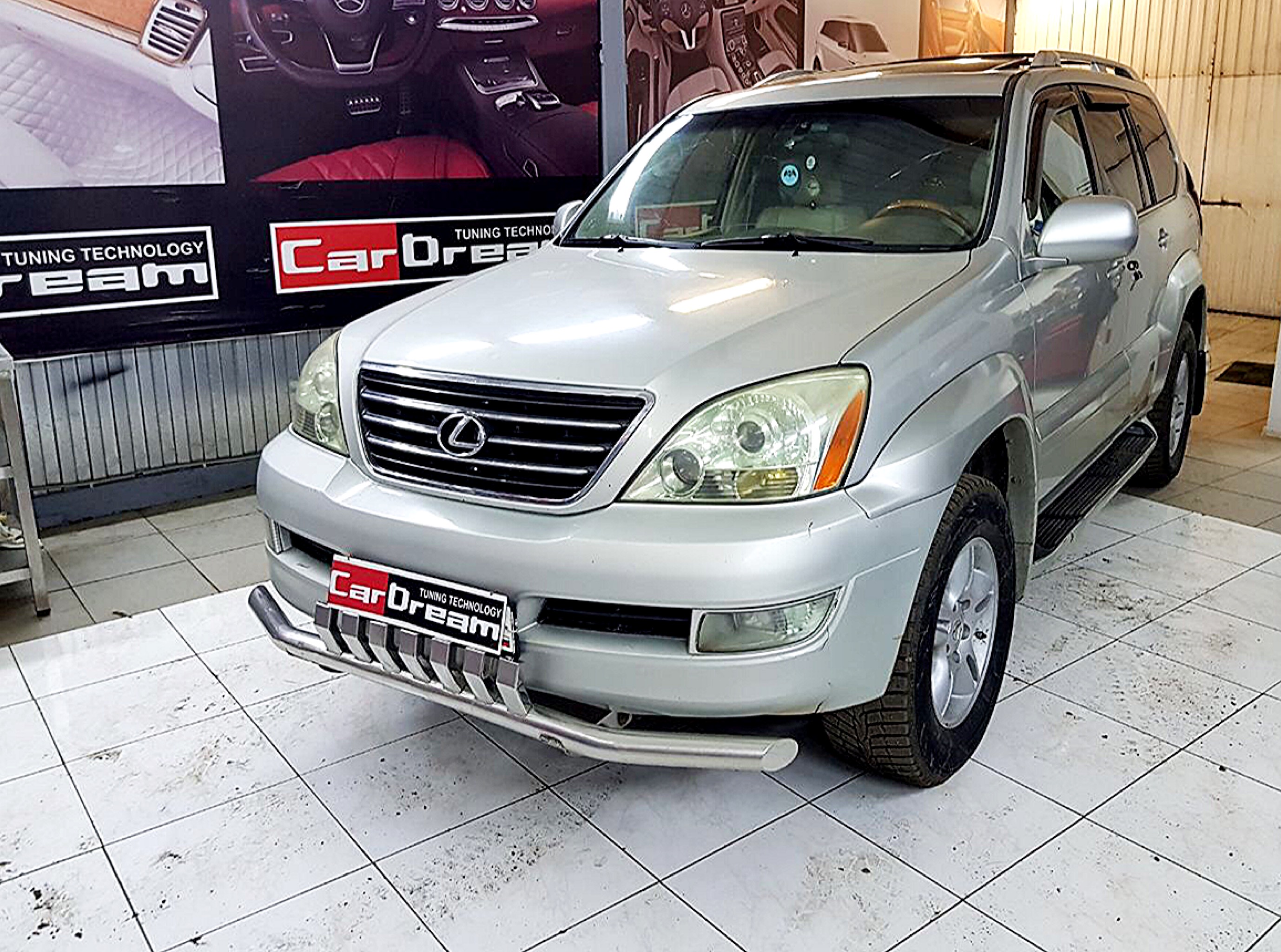 Кожаный салон, сиденья, обшивка салона LEXUS GX470