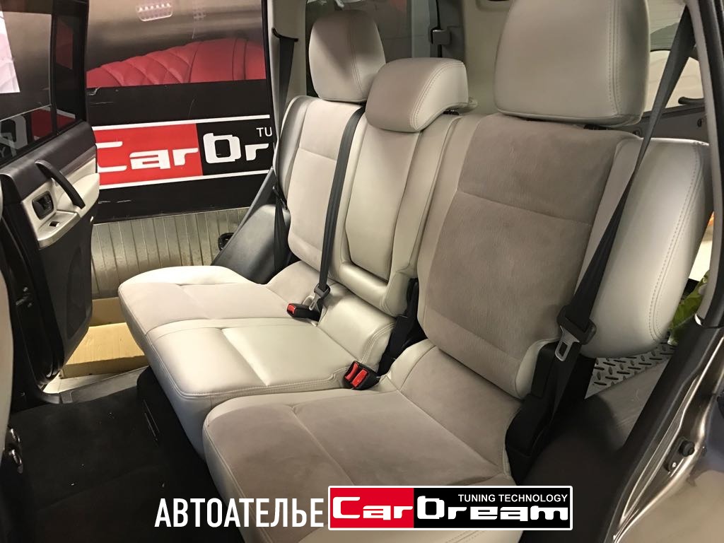 Перетяжка салона автомобиля MITSUBISHI PAJERO